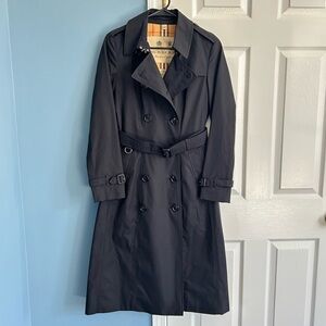 Burberry Midnight Chelsea Long Heritage Trench Coat